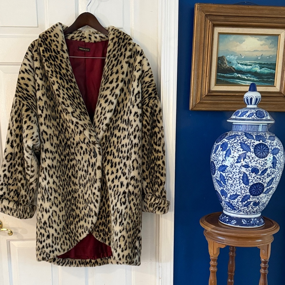 Women’s Vintage Made in U.S.A. Leopard Print Faux Fur Coat Size 2X